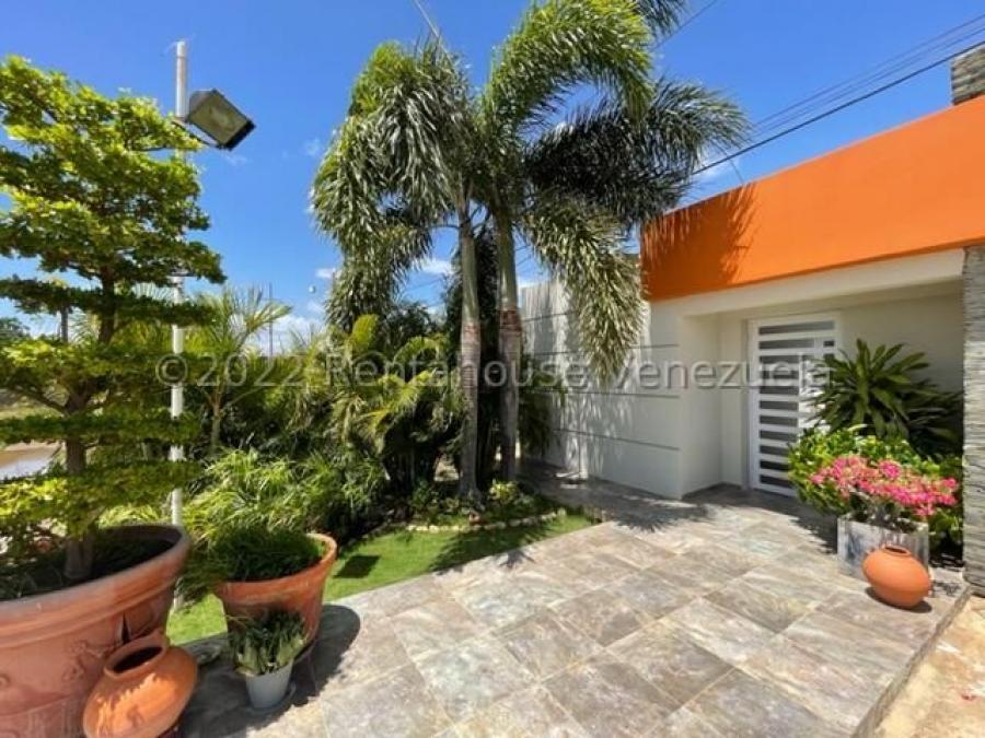 Foto Casa en Venta en intercomunal Coro La Vela, Coro, Falcón - U$D 70.000 - CAV228422 - BienesOnLine