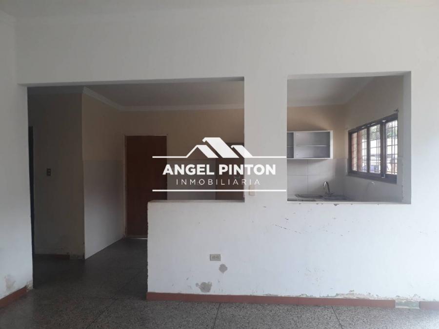 CASA EN VENTA LA FLORESTA MARACAIBO API 9095