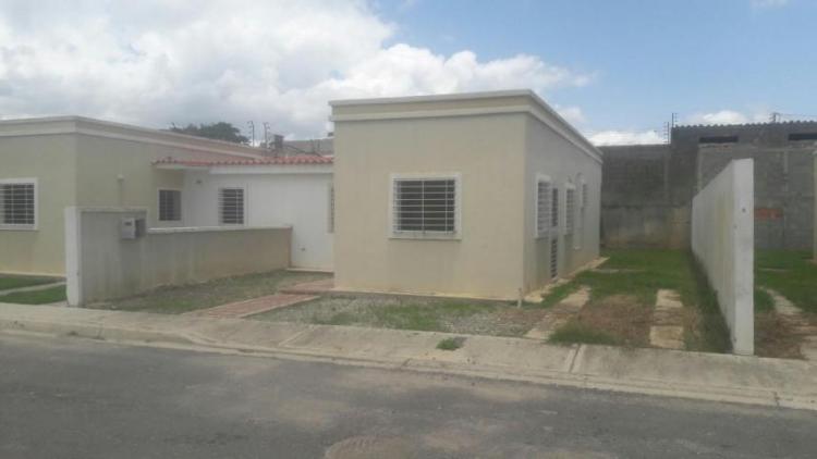 Foto Casa en Venta en Barquisimeto, Lara - BsF 8.000 - CAV108441 - BienesOnLine