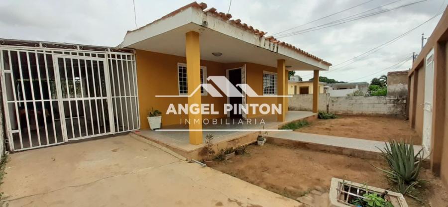 Foto Casa en Venta en Maracaibo, Zulia - U$D 14.000 - CAV230736 - BienesOnLine