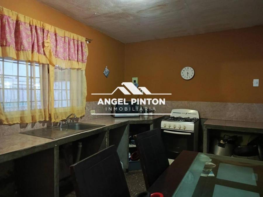 Foto Casa en Venta en Oeste, Maracaibo, Zulia - U$D 13.500 - CAV241548 - BienesOnLine