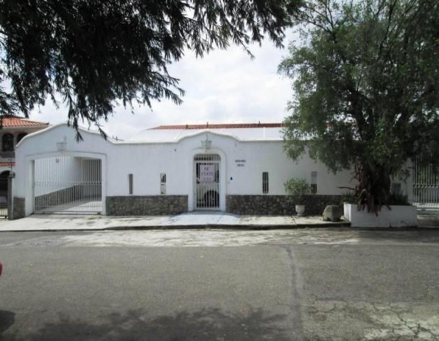 Foto Casa en Venta en La via, Valencia, Carabobo - U$D 200.000 - CAV157342 - BienesOnLine
