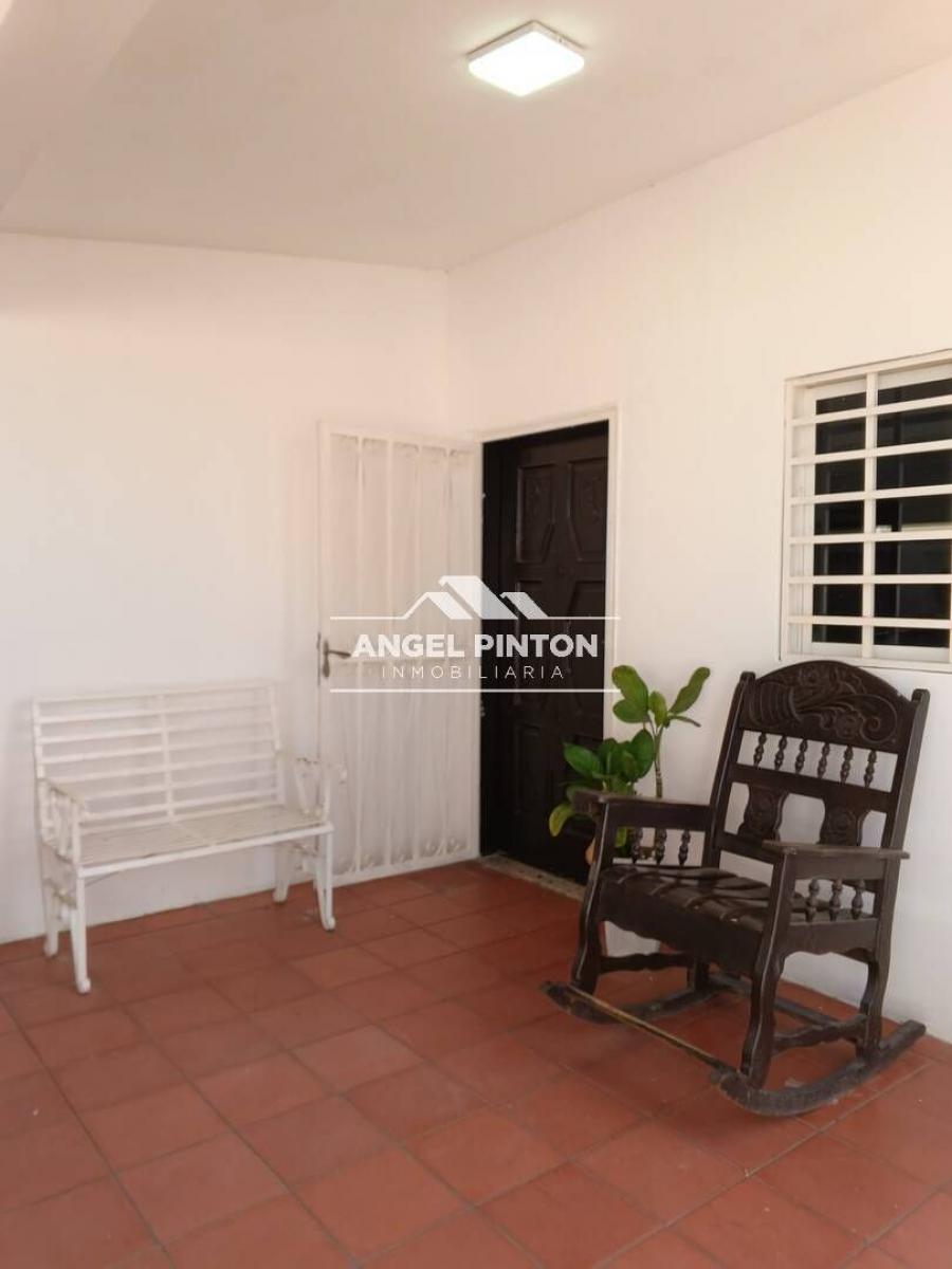 Foto Casa en Venta en Maracaibo, Zulia - U$D 25.000 - CAV232607 - BienesOnLine