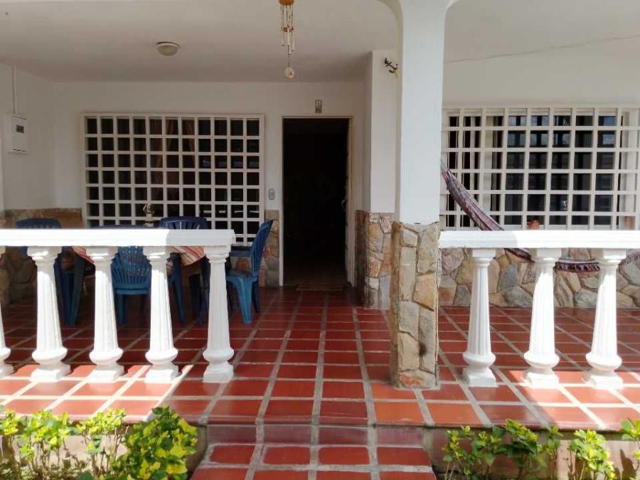 Foto Casa en Venta en Valencia, Valencia, Carabobo - U$D 40.000 - CAV234083 - BienesOnLine