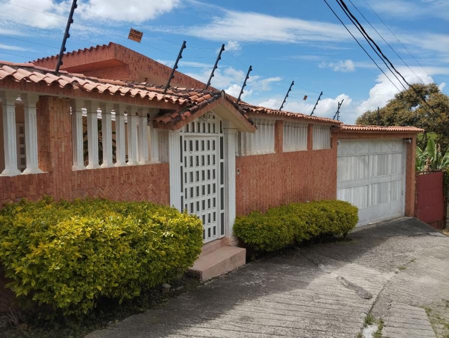 Foto Casa en Venta en Guaicaipuro, Los Teques, Miranda - U$D 220.000 - CAV236413 - BienesOnLine