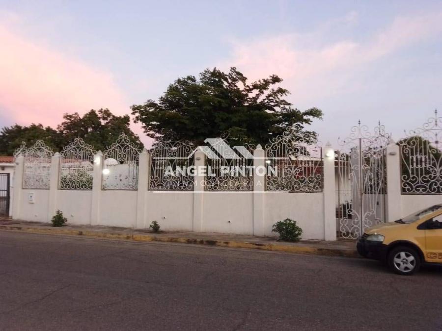 Foto Casa en Venta en Maracaibo, Zulia - U$D 18.000 - CAV195509 - BienesOnLine