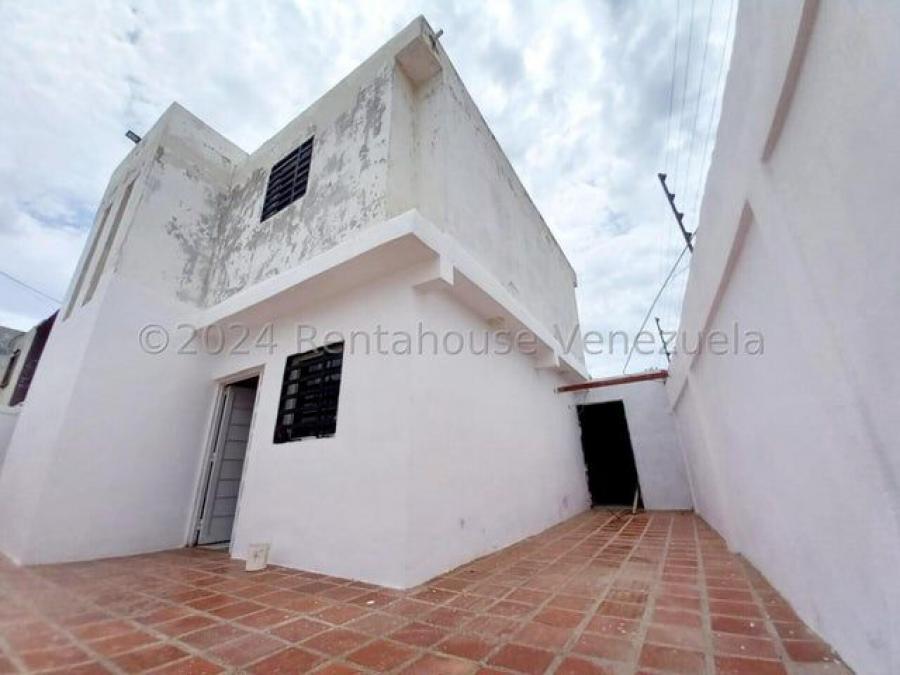 Foto Casa en Venta en intercomunal Coro La Vela, Coro, Falcón - U$D 30.000 - CAV229456 - BienesOnLine