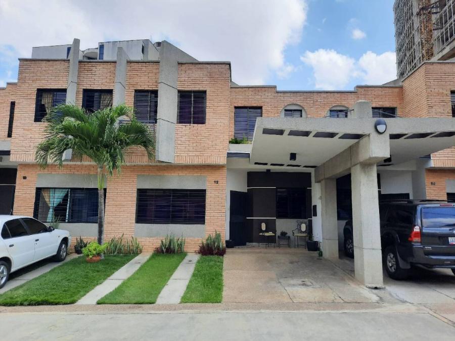 Foto Casa en Venta en Valencia, Valencia, Carabobo - U$D 160.000 - CAV160479 - BienesOnLine