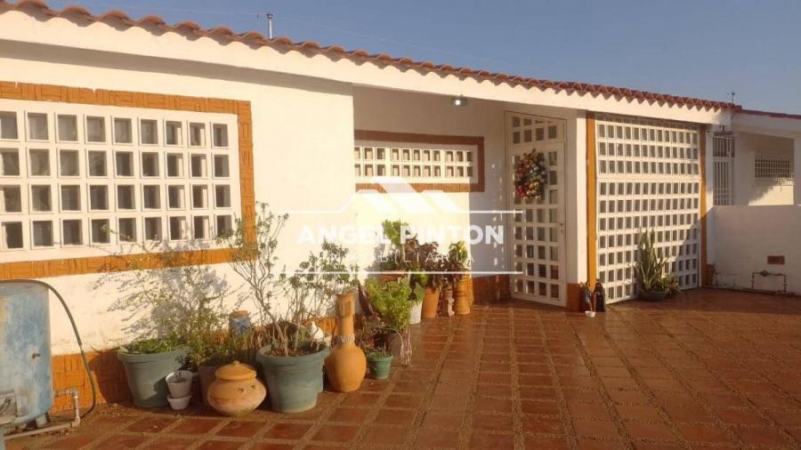 Foto Casa en Venta en Oeste, Maracaibo, Zulia - U$D 18.000 - CAV228858 - BienesOnLine