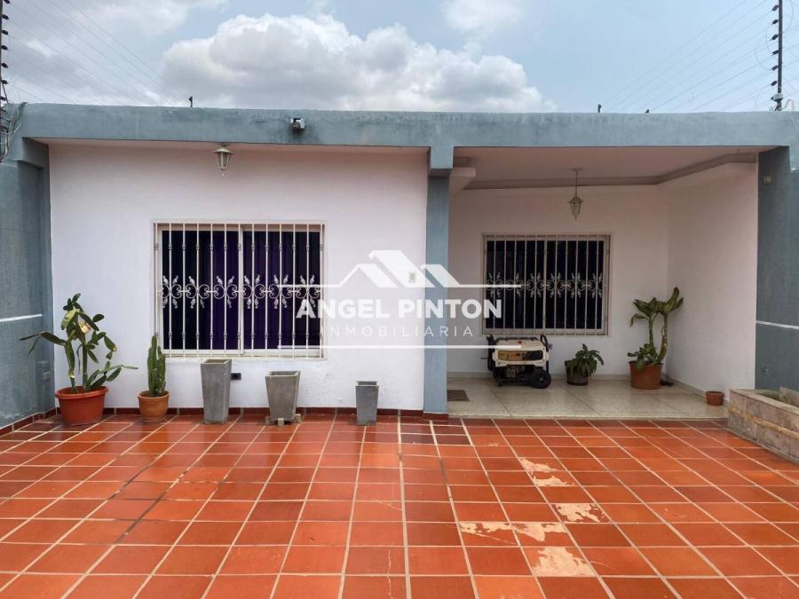 Foto Casa en Venta en San Franciso, Maracaibo, Zulia - U$D 40.000 - CAV226837 - BienesOnLine
