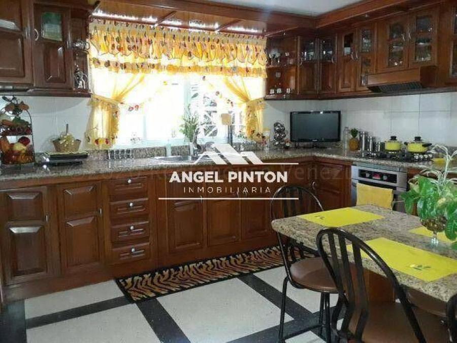 CASA VENTA LA GILCON LA LIMPIA MARACAIBO API 4842 JANETTE PEREZ