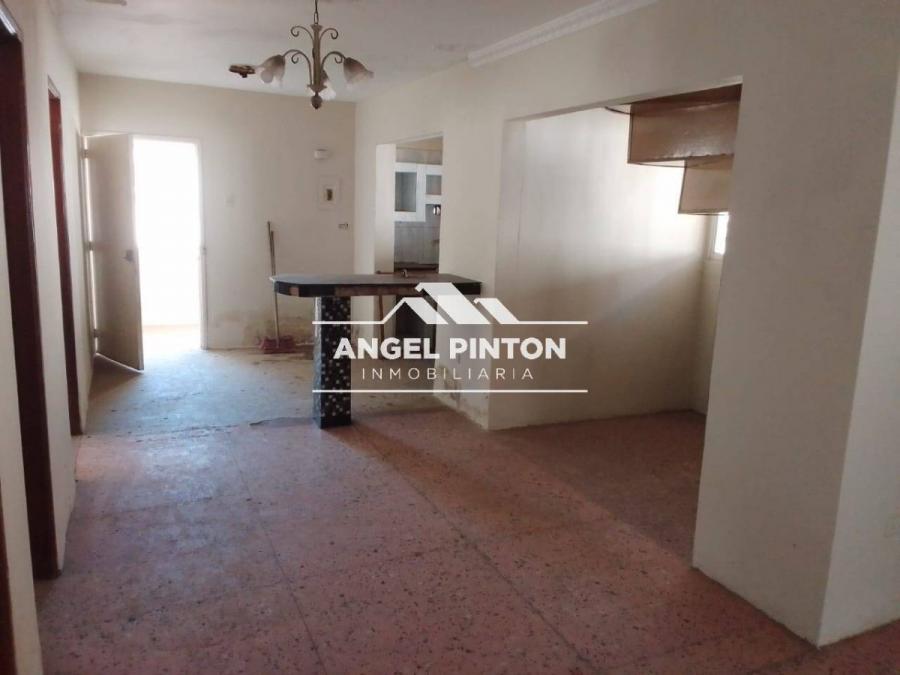 Foto Casa en Venta en Maracaibo, Zulia - U$D 25.000 - CAV241097 - BienesOnLine