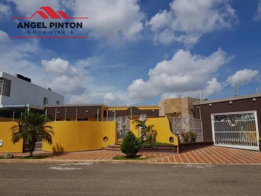 Foto Casa en Venta en Maracaibo, Zulia - U$D 100.000 - CAV177304 - BienesOnLine