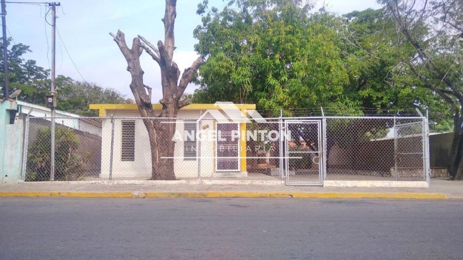 Foto Casa en Venta en Panamericano, Maracaibo, Zulia - U$D 10.500 - CAV232111 - BienesOnLine