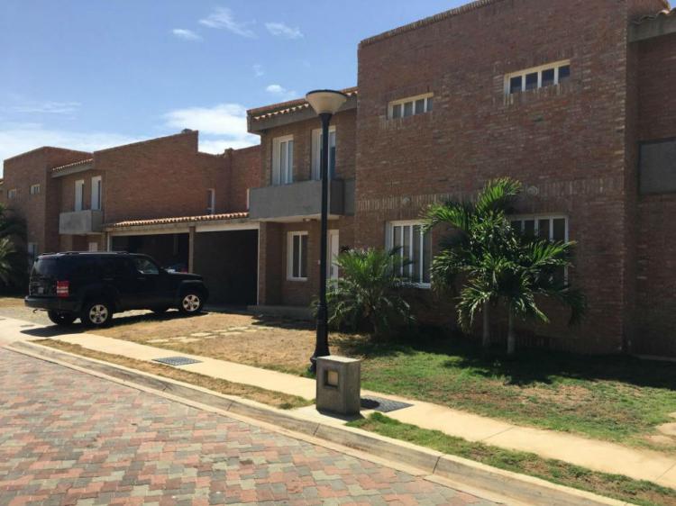 Foto Casa en Venta en Punto Fijo, Falcón - CAV83423 - BienesOnLine