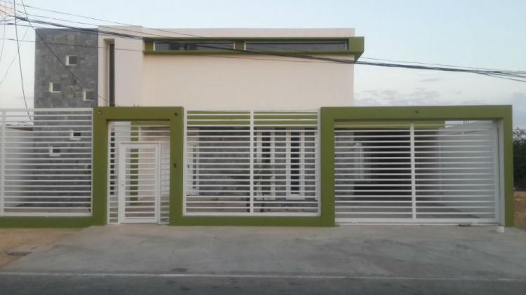 Foto Casa en Venta en Punto Fijo, Falcón - CAV83427 - BienesOnLine