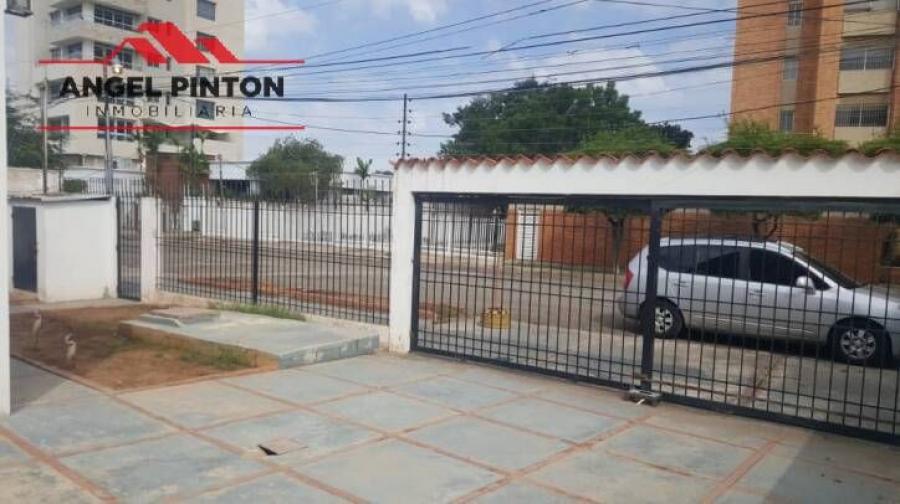 CASA VENTA TIERRA NEGRA MARACAIBO API 1009