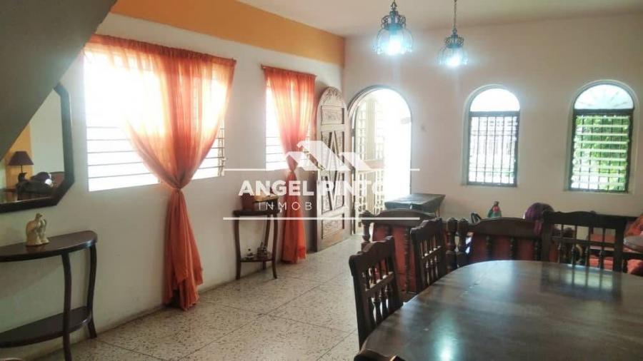 Foto Casa en Venta en Maracaibo, Zulia - U$D 20.000 - CAV241937 - BienesOnLine