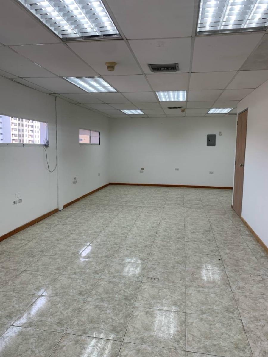 Foto Local en Venta en Lechería, Anzoátegui - U$D 200.000 - LOV230048 - BienesOnLine