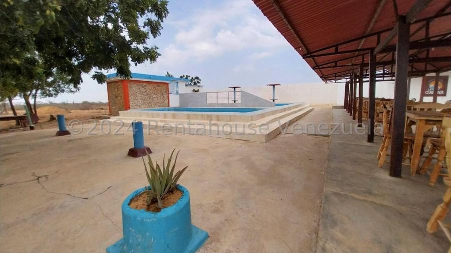 Foto Local en Venta en Dabajuro, Falcón - U$D 50.000 - LOV237570 - BienesOnLine