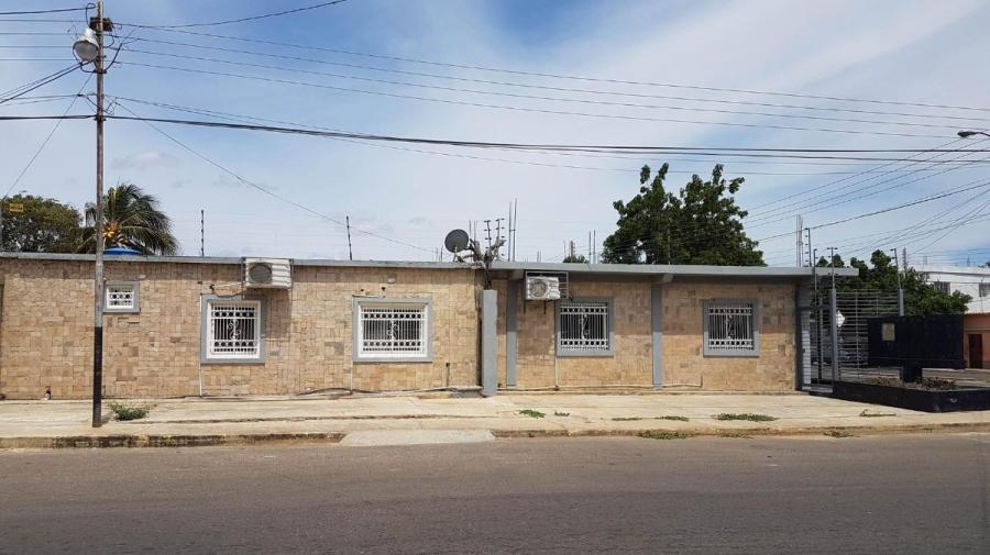 Foto Local en Venta en Coro, Falcón - U$D 70.000 - LOV237604 - BienesOnLine