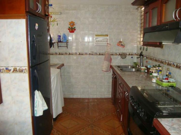 Foto Apartamento en Venta en Barquisimeto, Lara - BsF 35.000.000 - APV87153 - BienesOnLine