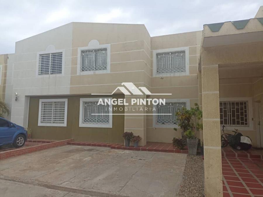 Foto Casa en Venta en Maracaibo, Zulia - U$D 28.000 - CAV230543 - BienesOnLine