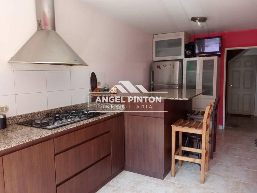 Foto Casa en Venta en Maracaibo, Zulia - U$D 40.000 - CAV232429 - BienesOnLine