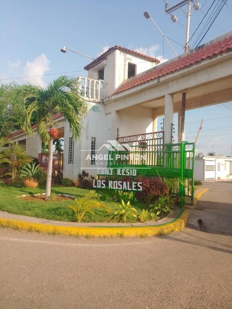 Foto Casa en Venta en Maracaibo, Zulia - U$D 13.000 - CAV197658 - BienesOnLine