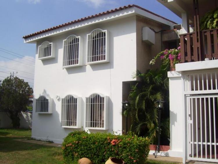 Foto Casa en Alquiler en Maracaibo, Zulia - BsF 8.000 - CAA17730 - BienesOnLine