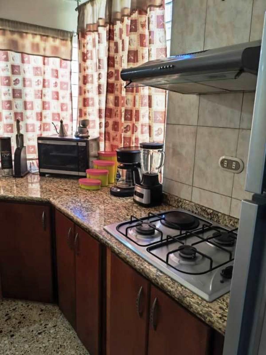 Foto Apartamento en Venta en Paraparal, Los Guayos, Carabobo - U$D 16.000 - APV240105 - BienesOnLine