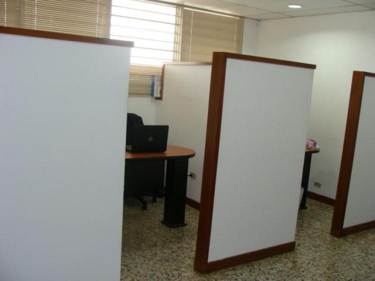 Foto Oficina en Alquiler en Maracaibo, Zulia - BsF 15.000 - OFA21605 - BienesOnLine
