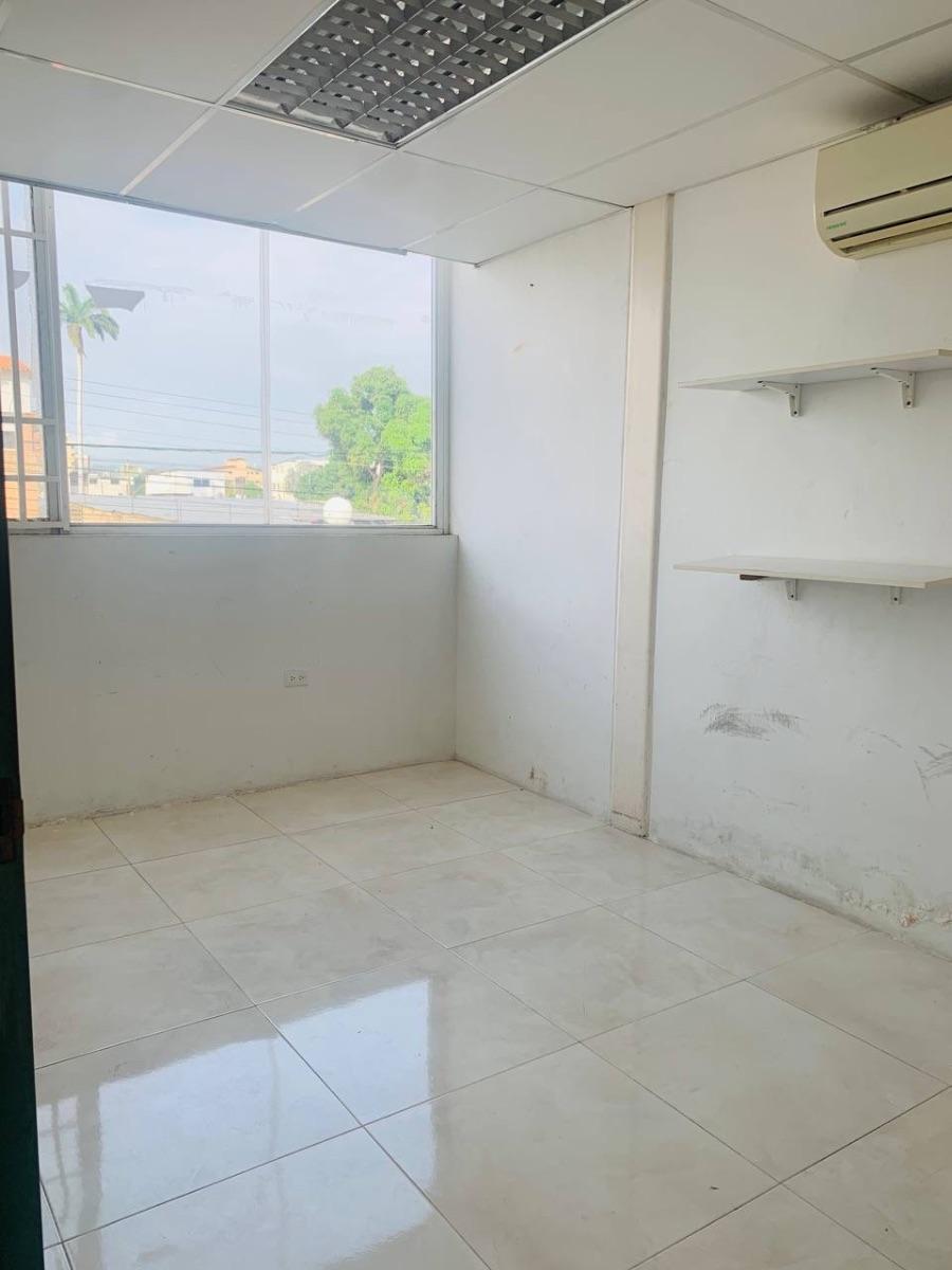 Foto Local en Venta en Lechería, Anzoátegui - U$D 37.000 - LOV230045 - BienesOnLine