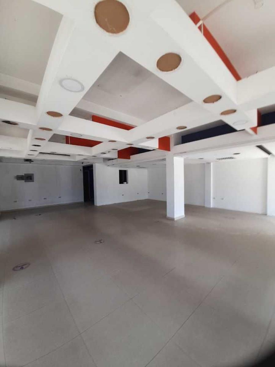 Foto Edificio en Venta en Valencia, Valencia, Carabobo - U$D 650.000 - EDV233423 - BienesOnLine