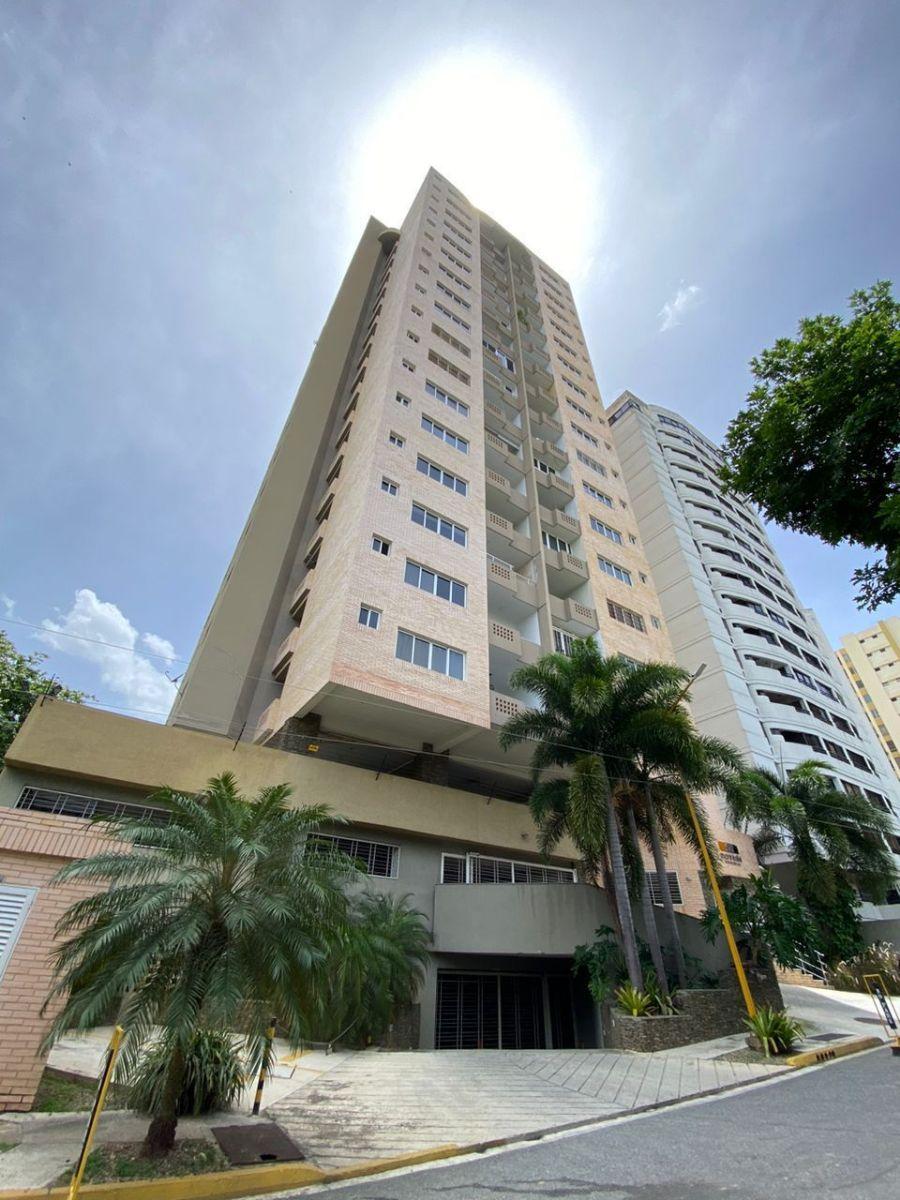 Foto Apartamento en Alquiler en Valencia, Las CHimeneas, Carabobo - U$D 349 - APA232006 - BienesOnLine