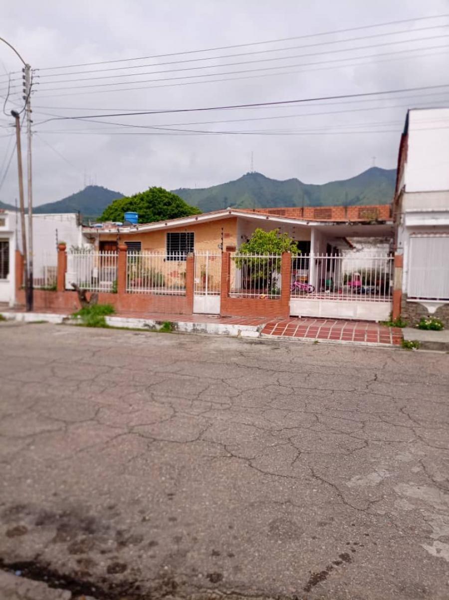 Foto Casa en Venta en San Diego, La Esmeralda, Carabobo - U$D 31.000 - CAV234175 - BienesOnLine