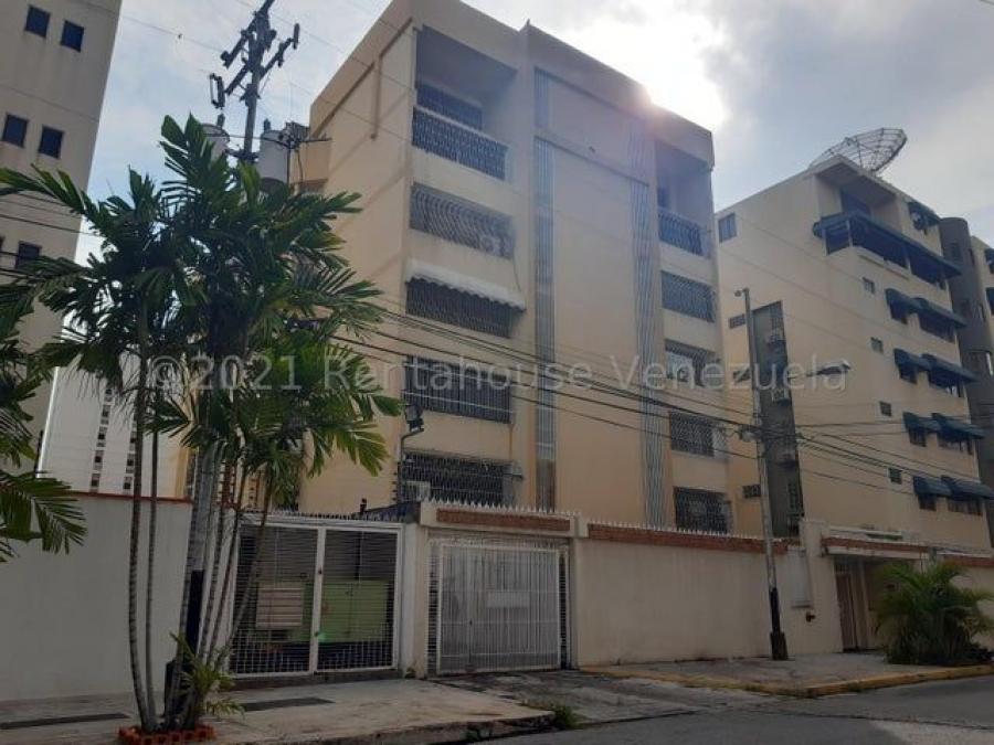 Apartamento en Venta en Girardot Maracay, Aragua