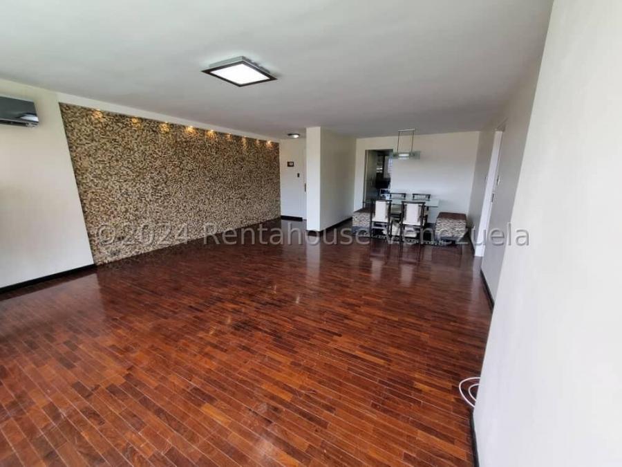 En alquiler excelente apartamento en La Castellana