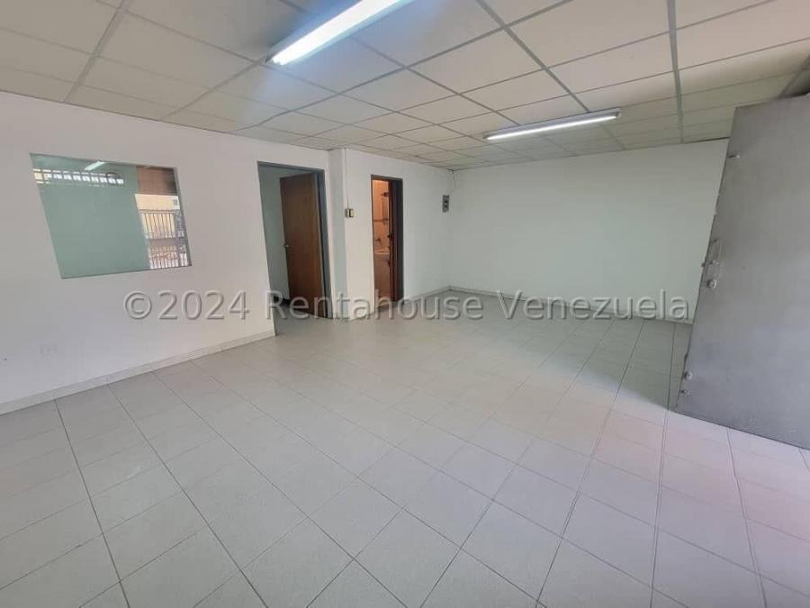 Foto Local en Alquiler en Santa Mónica, Caracas, Distrito Federal - U$D 1.000 - LOA238125 - BienesOnLine