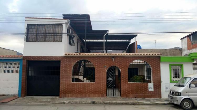 Foto Casa en Venta en San Diego, Carabobo - BsF 16.500.000 - CAV62681 - BienesOnLine