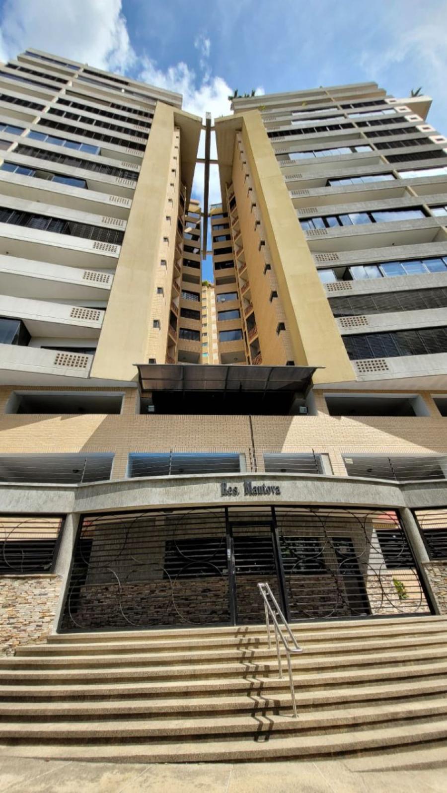 Foto Apartamento en Venta en LAS CHIMENEAS, LAS CHIMENEAS, Carabobo - U$D 64.000 - APV234690 - BienesOnLine