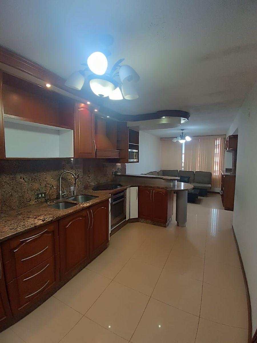 Foto Apartamento en Venta en lecherias, Diego Bautista Urbaneja, Anzoátegui - U$D 80.000 - APV247932 - BienesOnLine