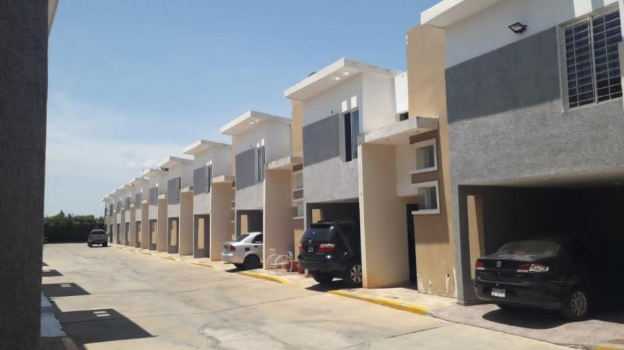 En Venta Town House en el Conjunto Residencial Villa Sofia