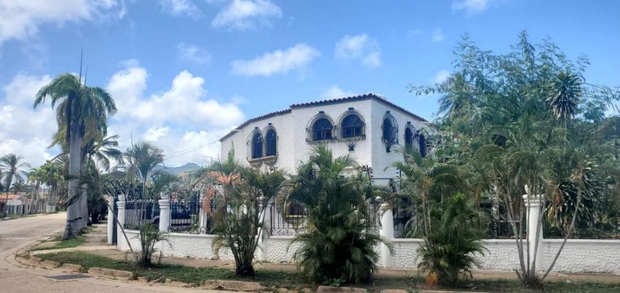 Foto Quinta en Venta en JORGE COLL, Pampatar, Nueva Esparta - U$D 180.000 - QUV237715 - BienesOnLine