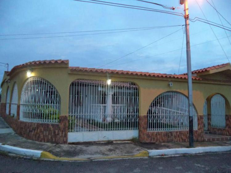 Foto Casa en Venta en Cabudare, Lara - BsF 50.000.000 - CAV81424 - BienesOnLine