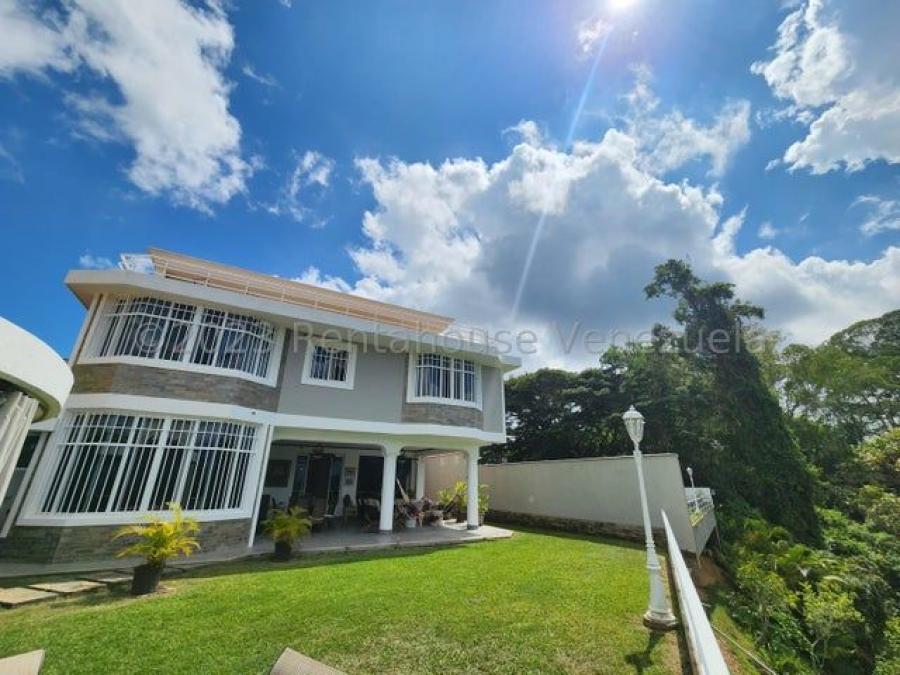 Foto Casa en Venta en LOMAS DE LA LAGUNITA, Caracas, Distrito Federal - U$D 785.000 - CAV247763 - BienesOnLine