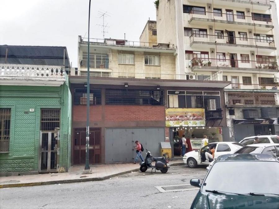 Excelente Local Comercial a Pie de Calle En Venta La Candelaria