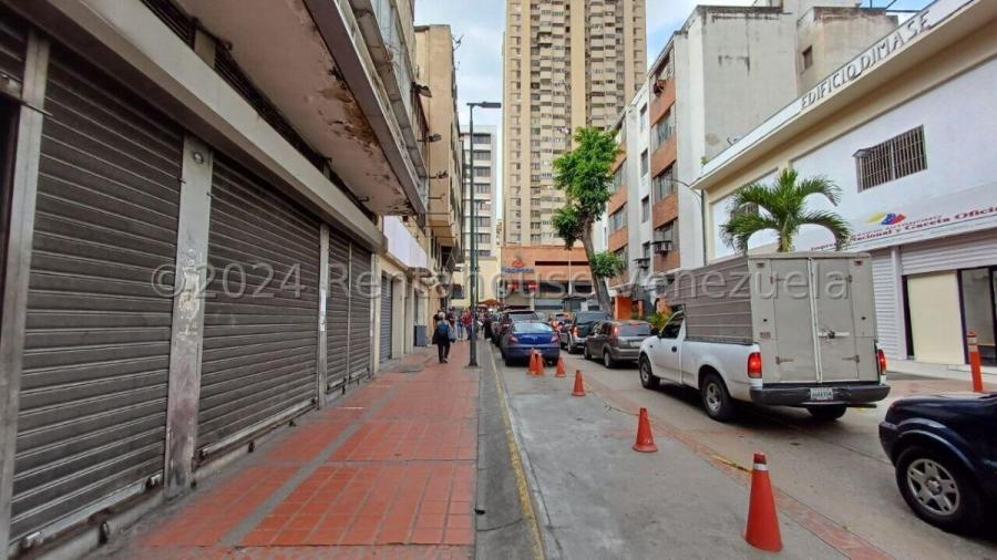 Foto Local en Alquiler en La Candelaria, Caracas, Distrito Federal - U$D 4.000 - LOA238079 - BienesOnLine