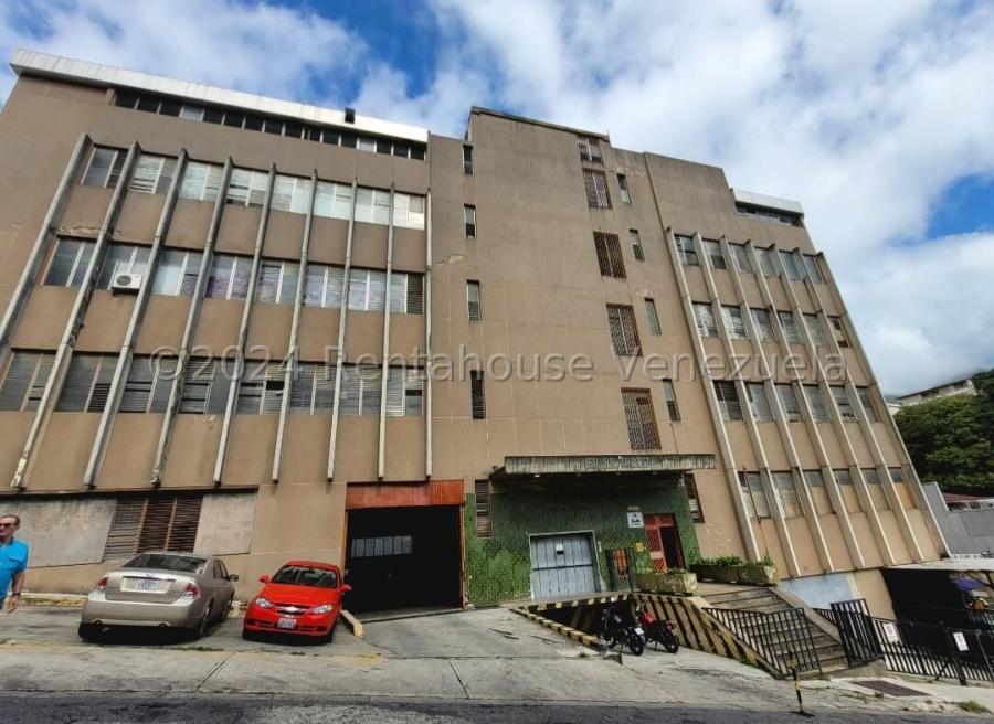 Foto Galpon en Alquiler en Municipio Sucre, Caracas, Distrito Federal - U$D 5.320 - GAA237564 - BienesOnLine