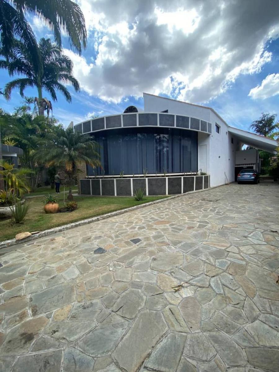Foto Casa en Venta en Valencia, Carabobo - U$D 550.000 - CAV201734 - BienesOnLine